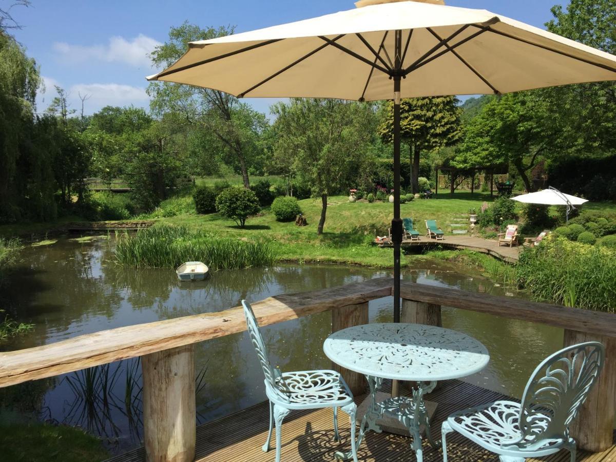Castle Mill Bed And Breakfast Dorking Esterno foto