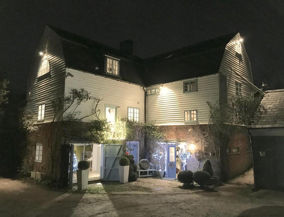 Castle Mill Bed And Breakfast Dorking Esterno foto