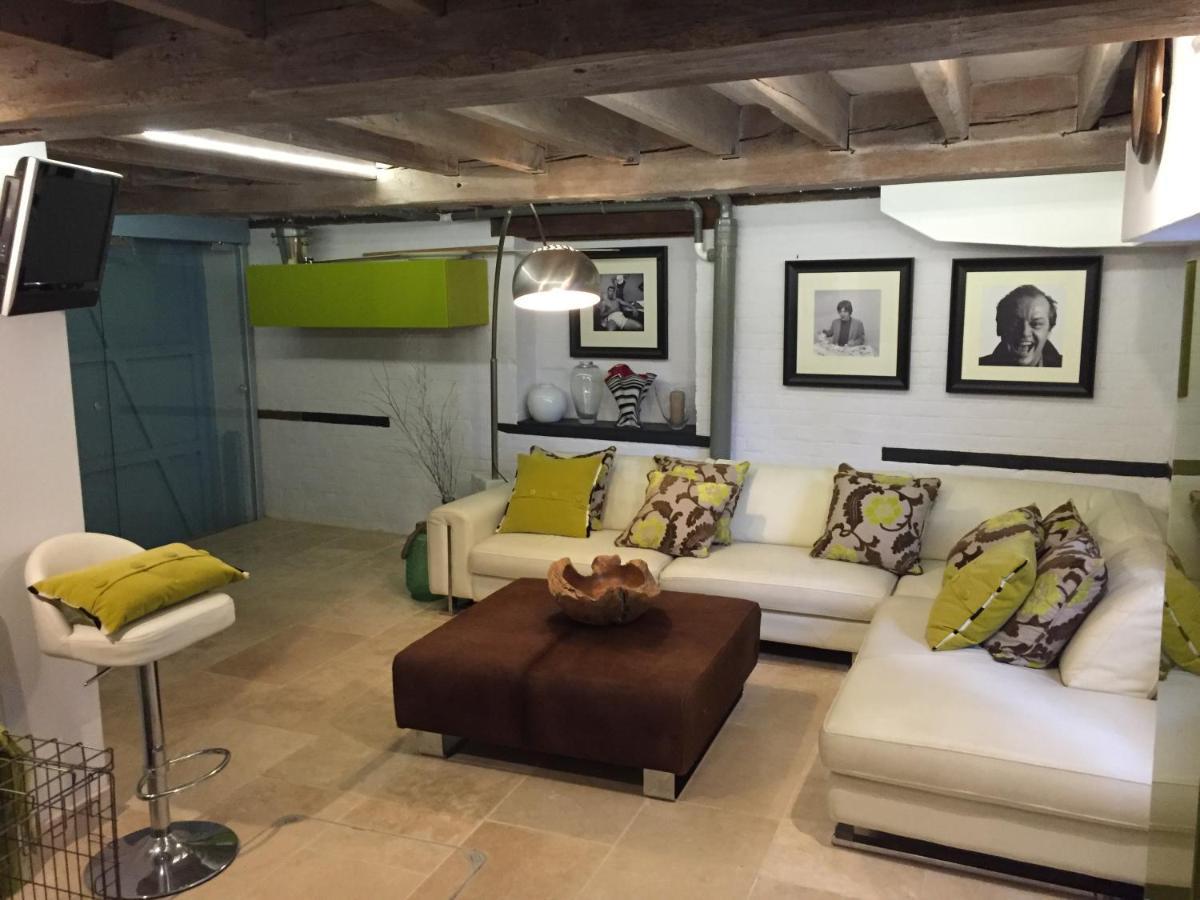 Castle Mill Bed And Breakfast Dorking Esterno foto